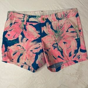 Lilly Pulitzer shorts. Size 6.
